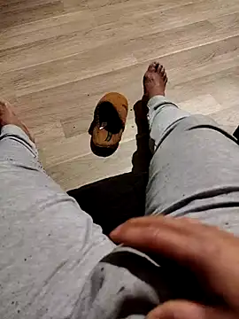 joaquinvaladez online show from February 10, 5:56 am