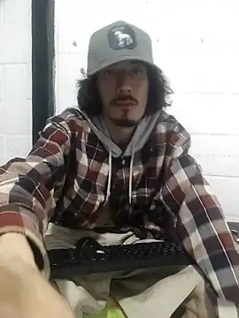 sk8-boy online show from April 11, 10:02 pm