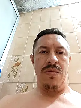 L hotcream online show from April 3, 11:45 pm