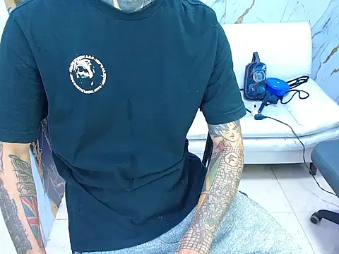 Boy tatto77 online show from July 18, 1:34 am