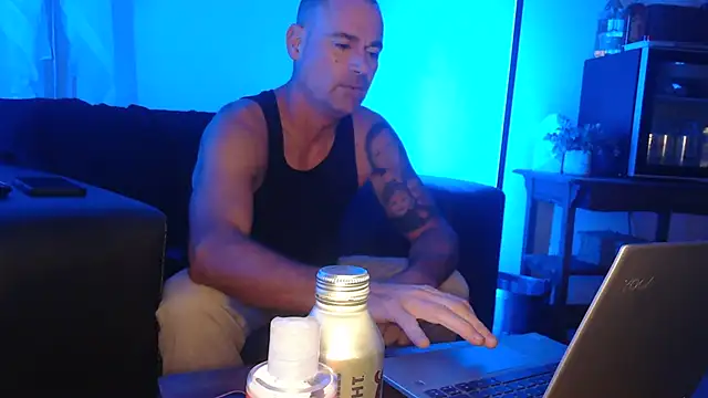 MISTERANDDEMI online show from January 15, 5:22 am