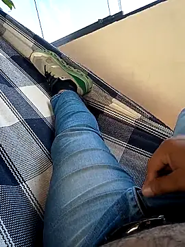 mel-0987 online show from April 4, 9:34 pm