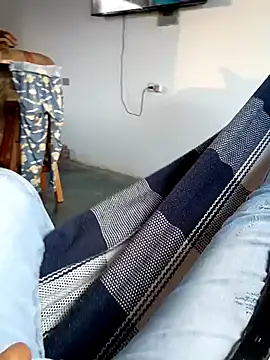 mel-0987 online show from April 8, 10:29 pm