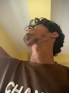 tooexpensive online show from March 31, 4:03 am