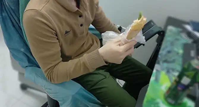 - kur - online show from March 9, 11:54 pm