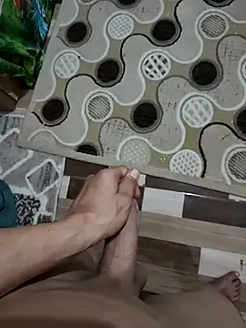 elalmy8890 online show from April 15, 10:10 pm