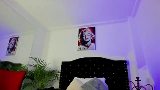 Liam saint online show from April 6, 12:06 pm