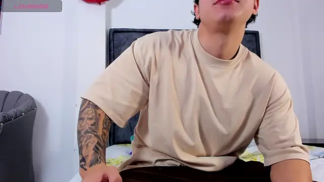 Liam saint online show from February 1, 12:37 pm