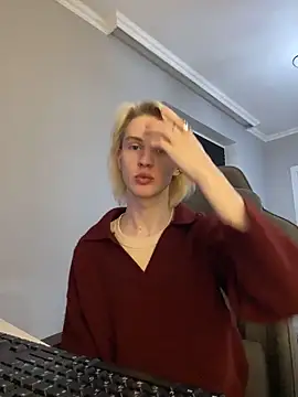 lucidangelok1 online show from March 17, 9:06 pm