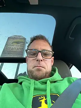 WIDBIGWHITECOCK online show from March 2, 10:06 pm