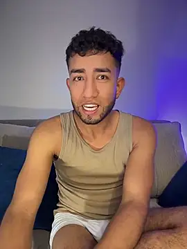 liam bronw online show from April 5, 9:33 pm