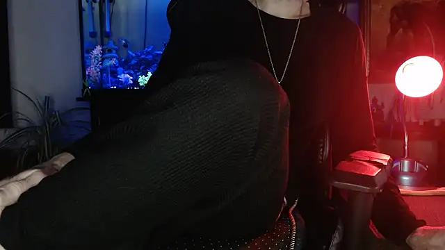 EspanolVato online show from April 13, 10:16 am