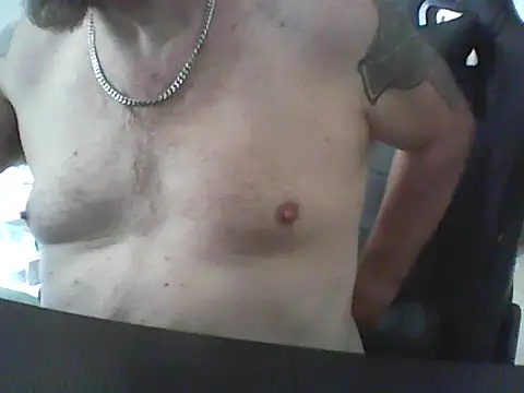 loudandproud online show from March 4, 11:56 pm