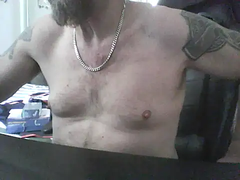 loudandproud online show from March 22, 4:28 am