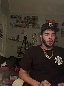 PRBoricua787 online show from June 25, 5:12 am