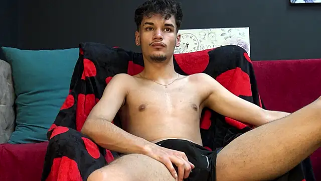 KevinnSpice online show from April 17, 4:59 am