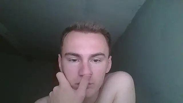 redbullzer0 online show from July 18, 8:53 am
