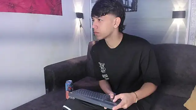 sebas pretty7 online show from January 15, 12:42 pm