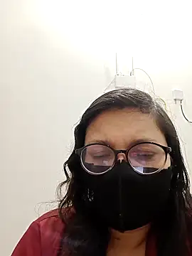 piryasharma005 online show from January 14, 7:17 pm