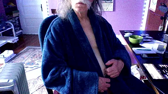 LickYourYoni online show from April 4, 2:47 pm