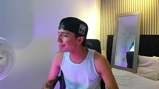 LeoHard   online show from February 3, 3:15 am