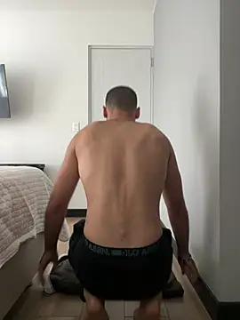 404fun online show from April 14, 2:49 pm