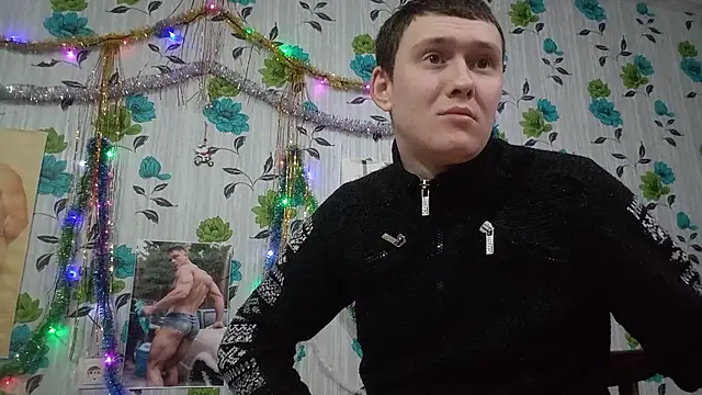 LuxeBoy  online show from January 18, 11:40 pm