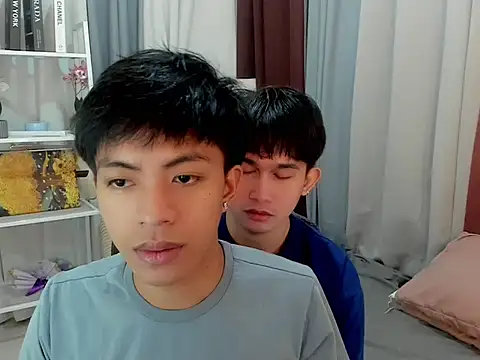 davincihugecock online show from March 7, 4:38 pm