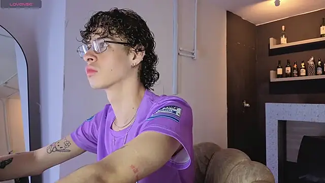 nova salvatore online show from April 11, 2:08 am