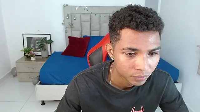 Enzo fox77 online show from January 17, 11:24 am