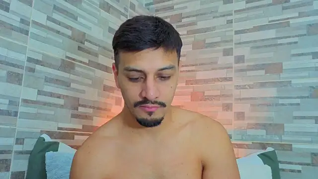 joelcallvil1 online show from April 15, 7:47 pm