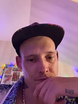 Donaldduck0069 online show from April 23, 7:16 pm