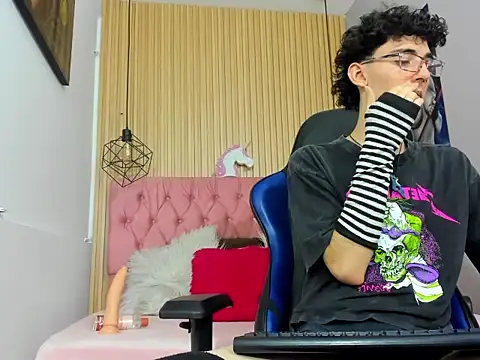 Syriussz online show from February 15, 7:22 pm