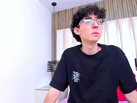 Syriussz online show from January 10, 7:28 pm