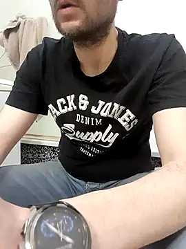 80julien online show from March 4, 9:22 pm