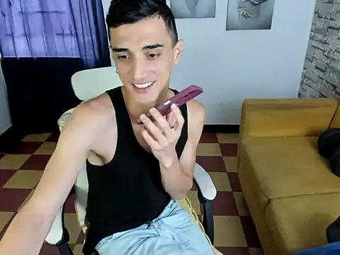 felipe colinss online show from February 3, 12:21 pm