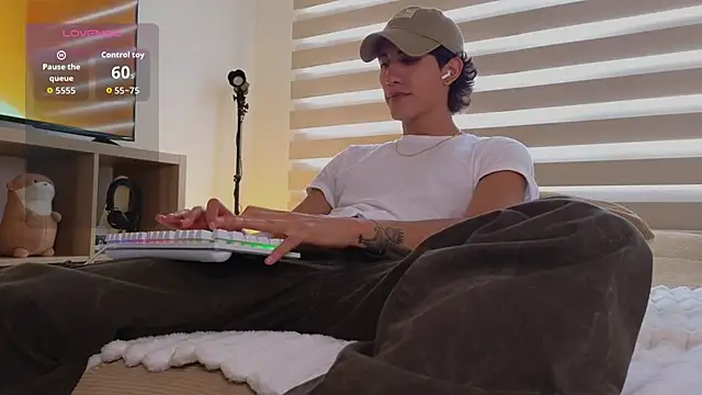 emilio rivs online show from March 26, 2:43 pm