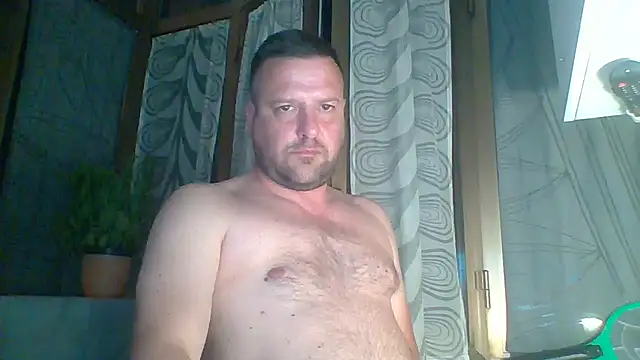 ROMASSAGGEXXX online show from May 22, 9:31 pm