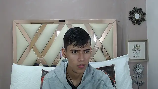 Astaroth Grigori online show from April 14, 7:13 pm