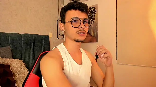Alhan Twink online show from July 1, 4:35 am