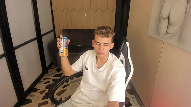 JuanSixx  online show from January 14, 8:12 pm