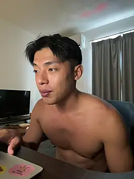 Yooo17 online show from June 5, 7:47 am