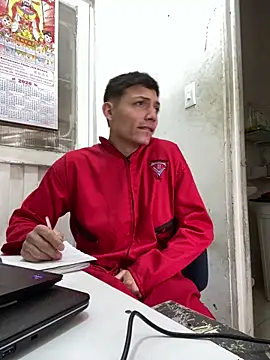 santiObrero online show from February 2, 3:09 pm