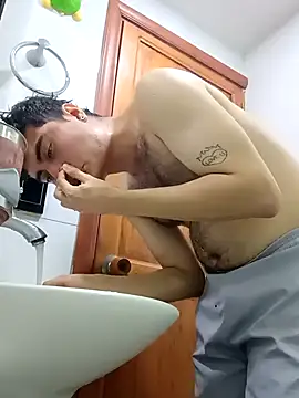 Alex hotter online show from January 16, 4:21 pm