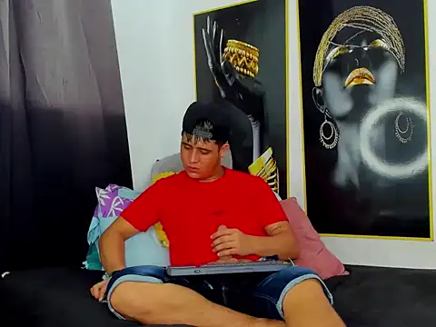 Apolo Hot online show from January 16, 10:56 pm