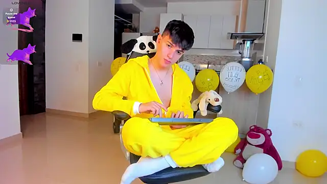 Naim TheKing online show from March 16, 8:13 pm