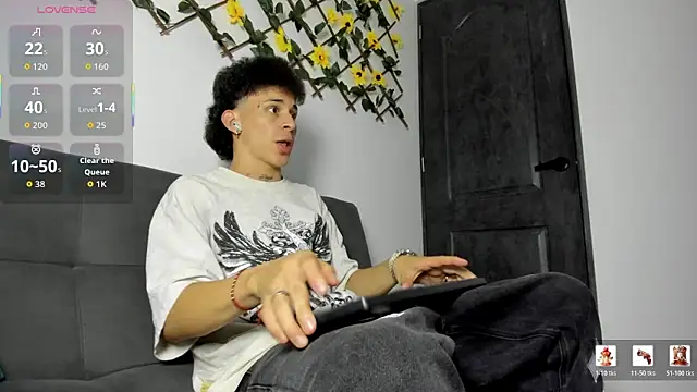 Maxxx bigcockx online show from March 20, 1:31 am