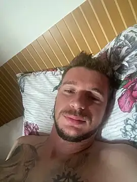 Mikealemao online show from April 11, 1:36 pm