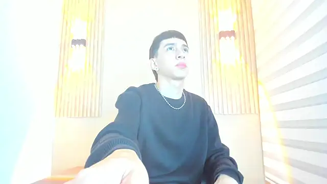 lian cameron online show from February 9, 3:44 am