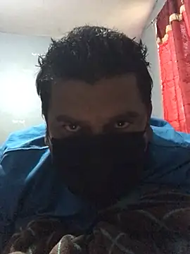 InstantPigweed online show from April 10, 10:50 pm